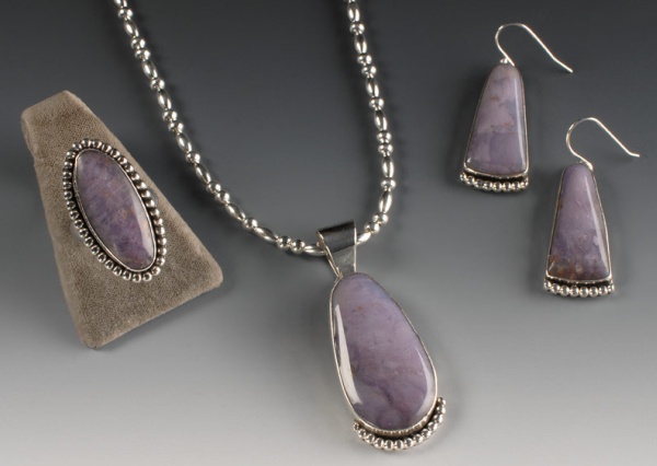 Lavendar Aztec Agate